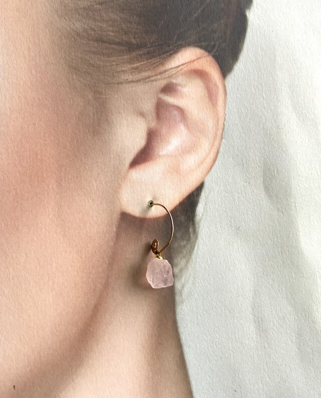 14kgf*Morganite Hoop Earrings 大ぶりモルガナイト原石と14KGF槌目
