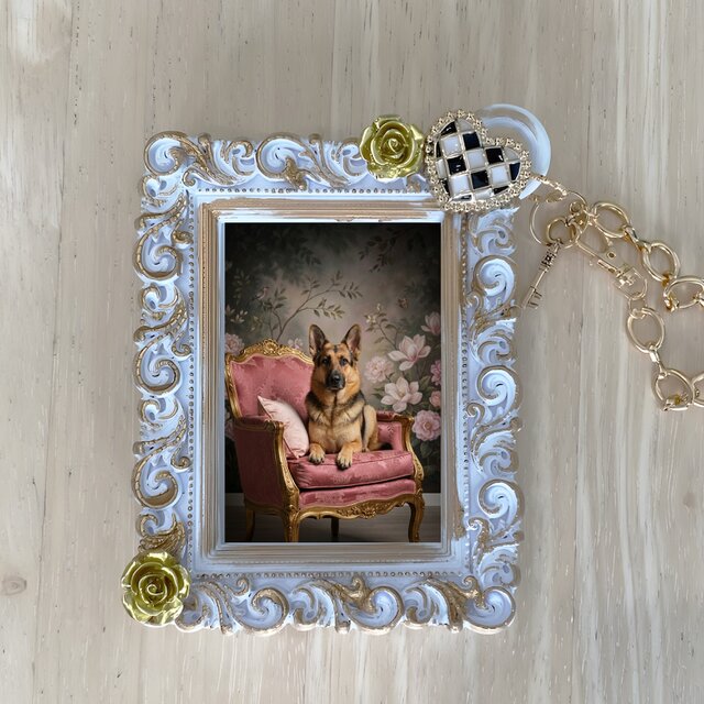 犬（ジャーマンシェパード）バッグチャーム ロココ調シャビーピンク