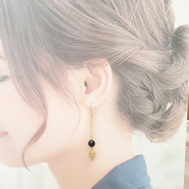 天然石＊オニキス×松ぼっくり＊ピアス＊パワーストーンピアス