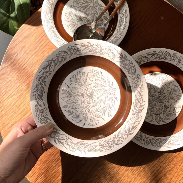 21cm】森を感じる草花のぬくもりプレート＊北欧＊Gefle ゲフレ/Fontana