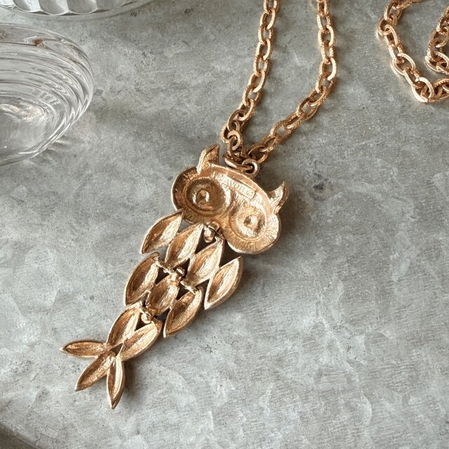 NA198-【 AVON 】エイボン・ヴィンテージネックレス 1974 Gold Tone