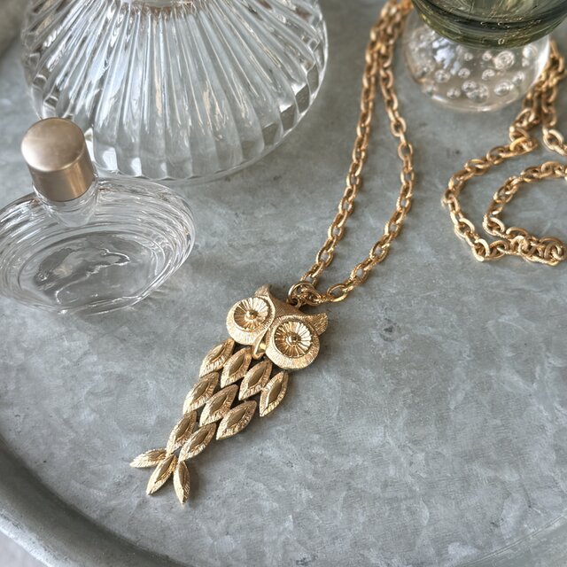 ヴィンテージ ネックレス NA198-【 AVON 】エイボン・ヴィンテージネックレス 1974 Gold Tone
