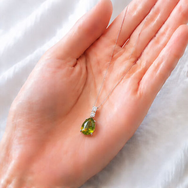 特選一点物】天然スフェーン 1.2ct ネックレス（7月誕生石・虹色の輝き