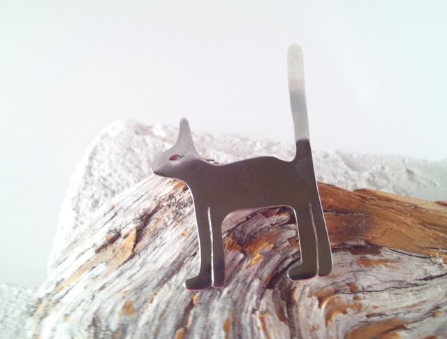 ☆Silver Cat☆ ブローチの画像1枚目