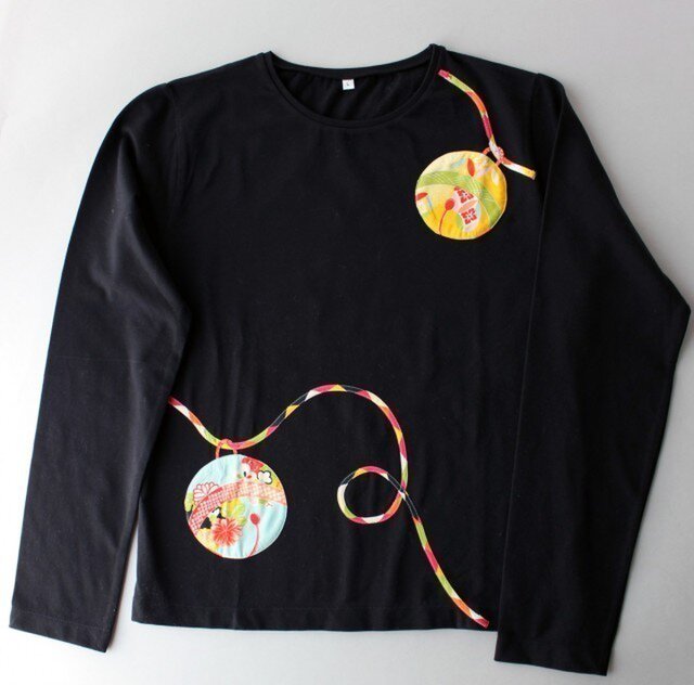 手毬鈴*roundbell リメイクTシャツの画像1枚目