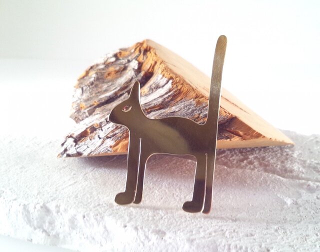 Brass Cat Brooch 【L】 真鍮の猫ブローチの画像1枚目