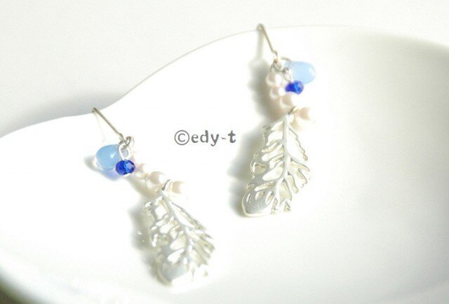 edy-t■MSリーフパールピアス☆の画像1枚目