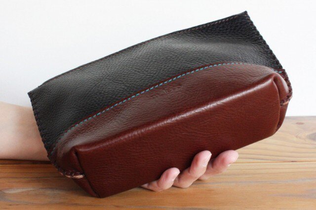 イタリアンレザーポーチ NV （M） | iichi 日々の暮らしを心地よくする