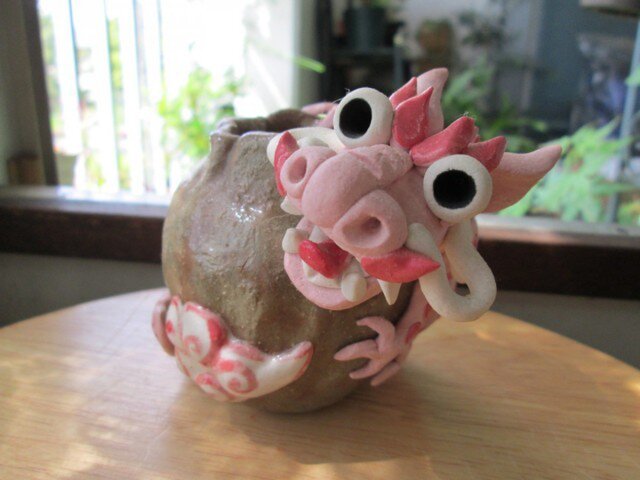 龍巻き花器(ピンク)の画像1枚目