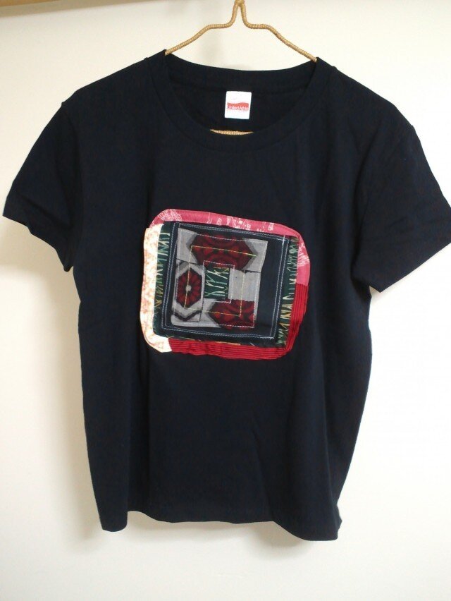 コラージュTシャツ*着物地*黒Lサイズの画像1枚目