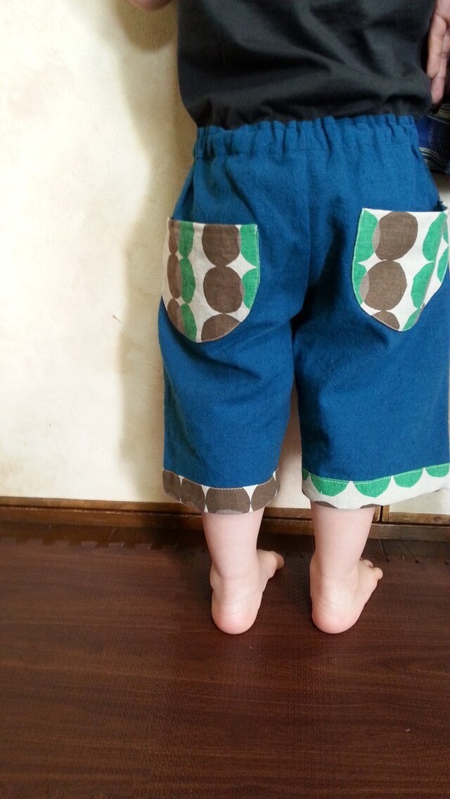 ストレートパンツ♪の画像1枚目