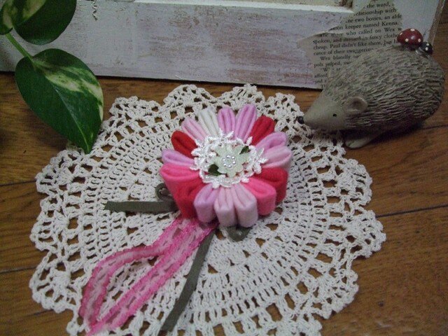 *お花のブローチ*sakura【送料無料】の画像1枚目