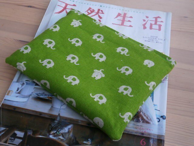 ゾウさんのポーチの画像1枚目