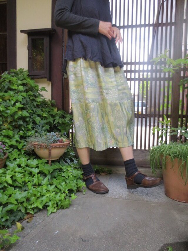 着物リメイク☆黄緑系の紬が優しいふんわり切り替えの75ｃｍ丈 | iichi
