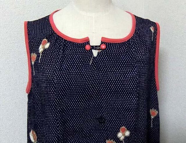 着物から濃紫に花柄チュニックの画像1枚目