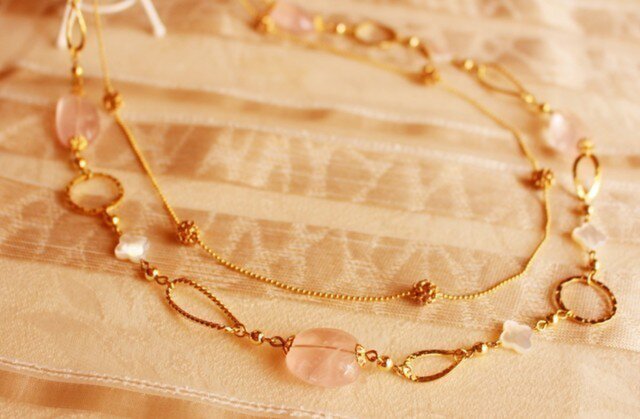 ネックレス* crystal + shell *の画像1枚目