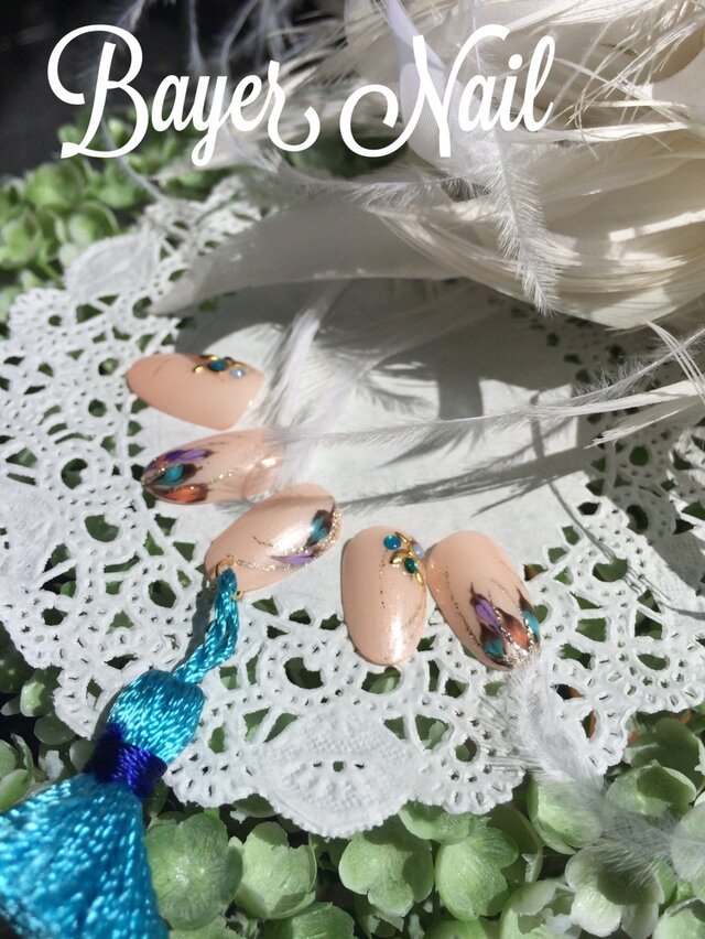 オーダーネイル*フェザーカジュアルネイル*タッセル付の画像1枚目
