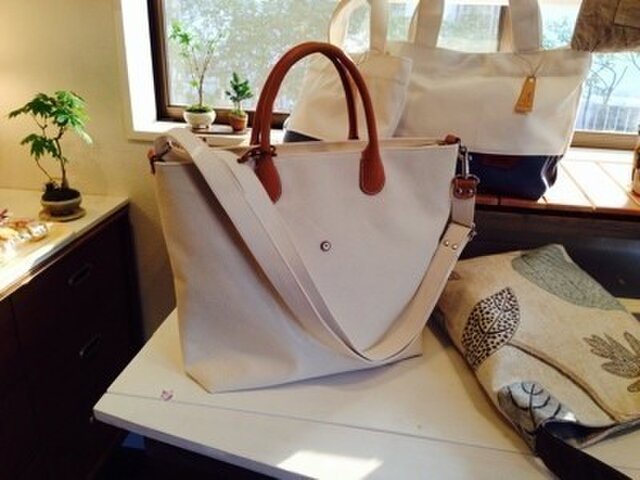 Buyer's Bag (バイヤーズバッグ)キャンバスショルダーの画像1枚目