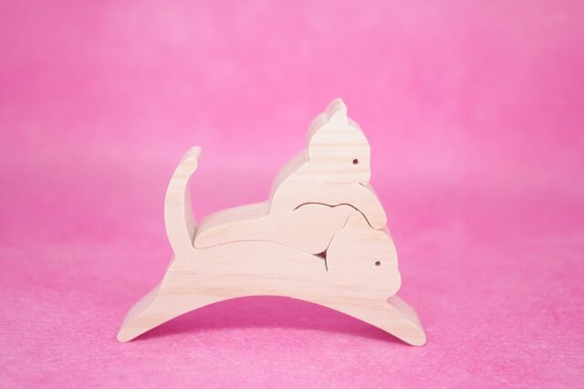 木のおもちゃ 動物組み木 ねこの親子の画像1枚目