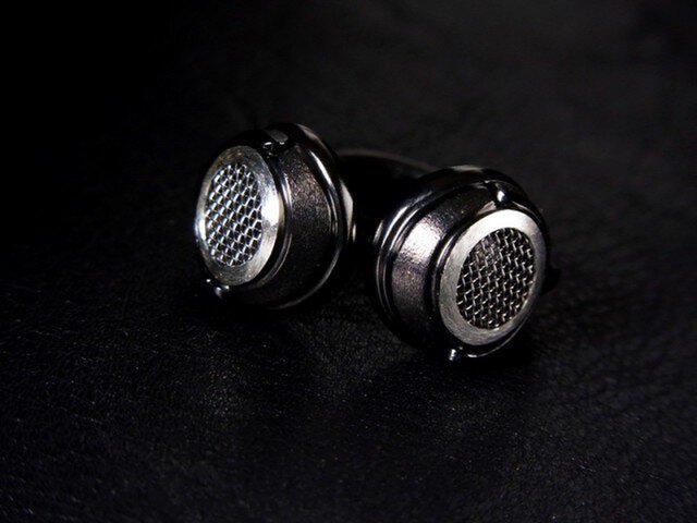 【受注制作】Headphone Ring - Blackの画像1枚目