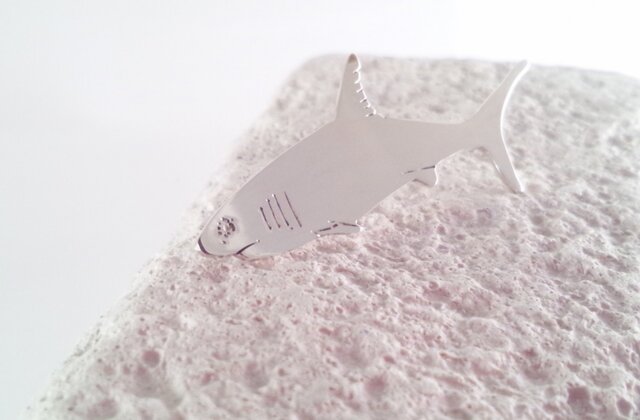 サメさま専用☆ピンバッジ② &TシャツLサイズ トルクメニスタンEXPO2025 it-537b49546ceac-1200.jpg