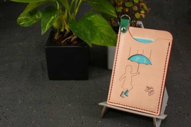 牛本革パスケース「楽しい雨」3層タイプ☆名入・送料込!!☆の画像1枚目