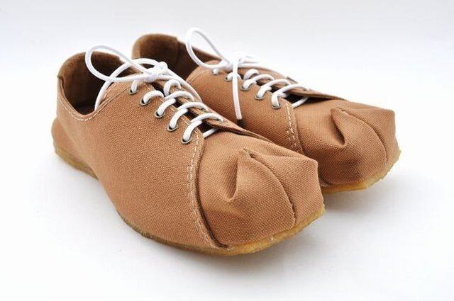 tote sneakers (natural canvas)の画像1枚目