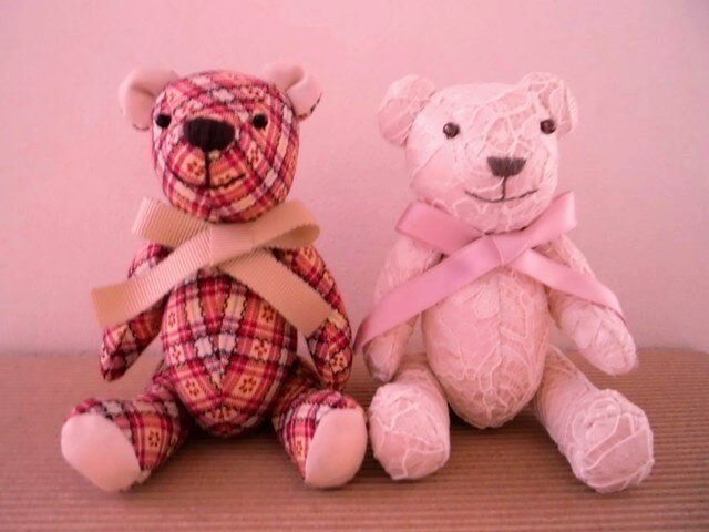 赤いチェック柄コットンドビーのテディベア | iichi 日々の暮らしを