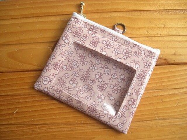 カードホルダー(ネームホルダー)の画像1枚目