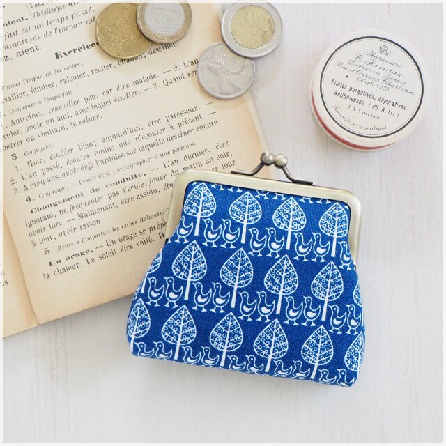 ■ことり柄ドイツコットンのがまぐちコインケース / ネイビー■ coin(k-n)