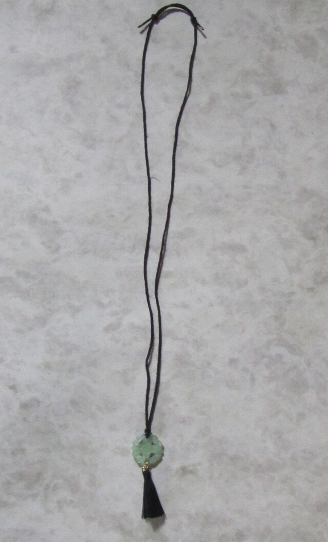 ジェイド風ペンダントの画像1枚目