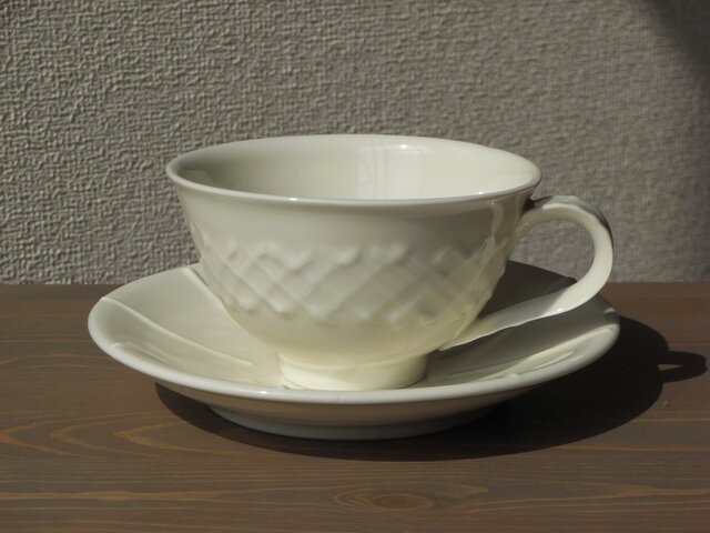 磁器カップ&ソーサーの画像1枚目
