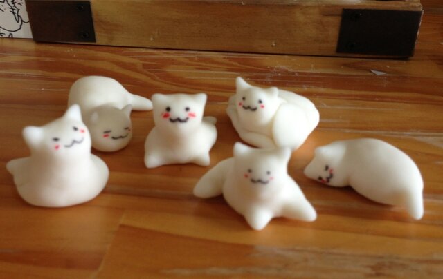 ねっこねこ置物の画像1枚目