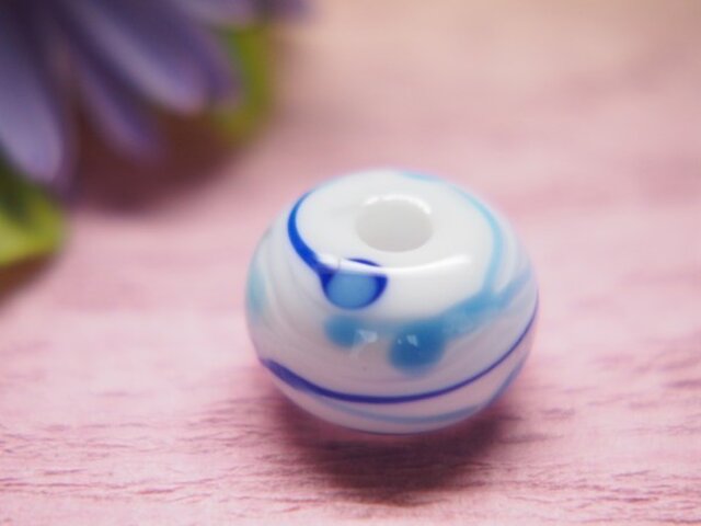 水風船模様のとんぼ玉 青の画像1枚目