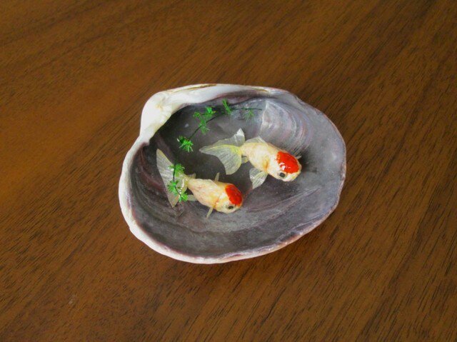 貝がら ミニチュア 丹頂二匹の画像1枚目