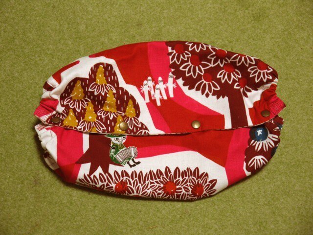 送料込☆ムーミン谷☆エルゴカバー レッドAの画像1枚目