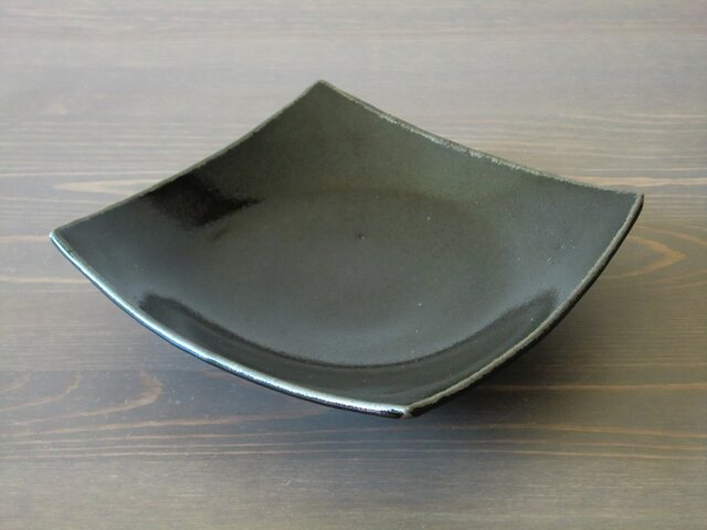 黒角皿の画像1枚目