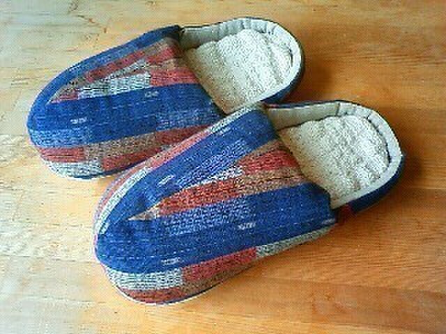 ひつじスリッパ レギュラー(久留米絣)の画像1枚目