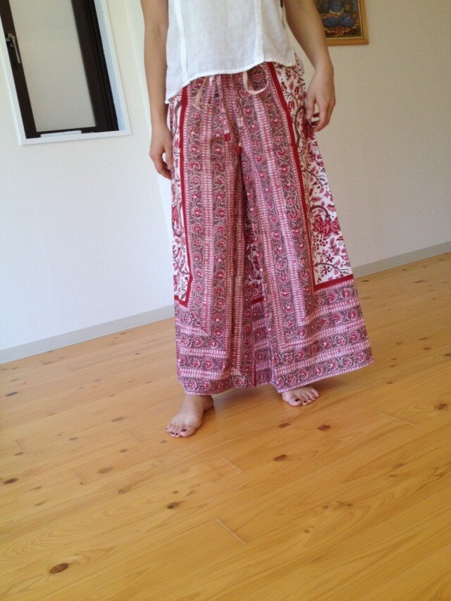 完売 : ワイドパンツ jaipur B赤の画像1枚目