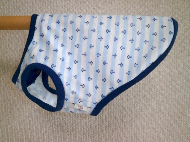 犬服 小型犬用タンクトップ 3号(水色&白)の画像1枚目