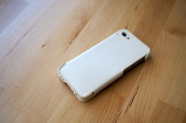 iPhone5s/5 レザーケース(ホワイト)の画像1枚目