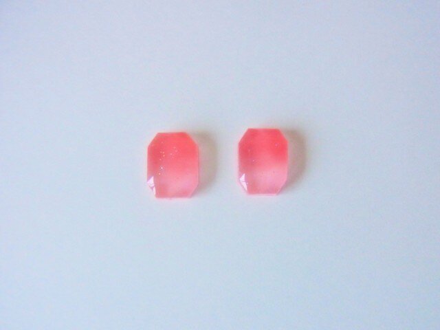 宝石ちびピアス・イヤリング*pink*の画像1枚目