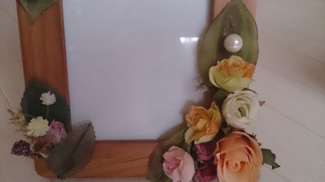 淡い色合いのフラワー(造花)フォトフレーム | iichi 日々の暮らしを