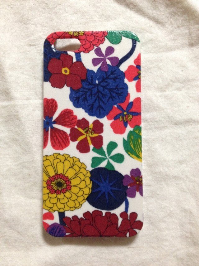 大人可愛いリバティiPhone5,5sケースの画像1枚目
