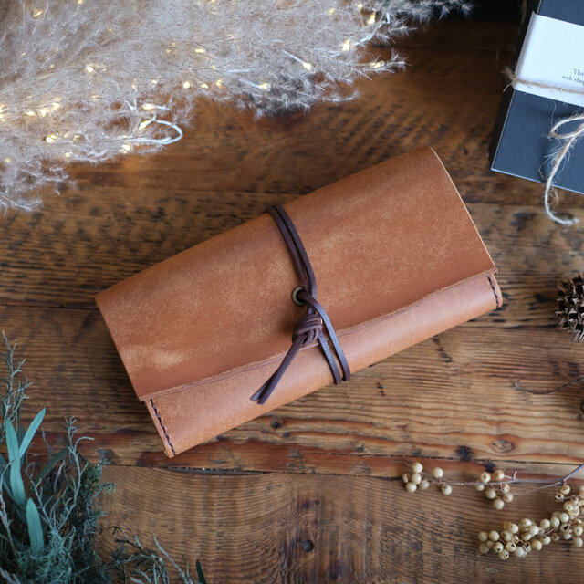 ｇｕｒｕｇｕｒｕ長財布　キャメル