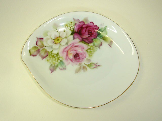 薔薇のしずく皿(1)の画像1枚目