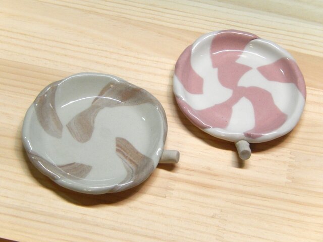 キャンディーの皿の画像1枚目