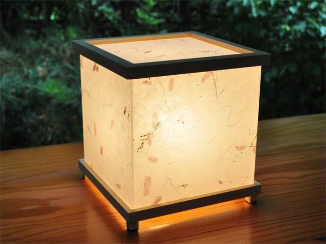 灯り箱 野の花 檜15の画像1枚目
