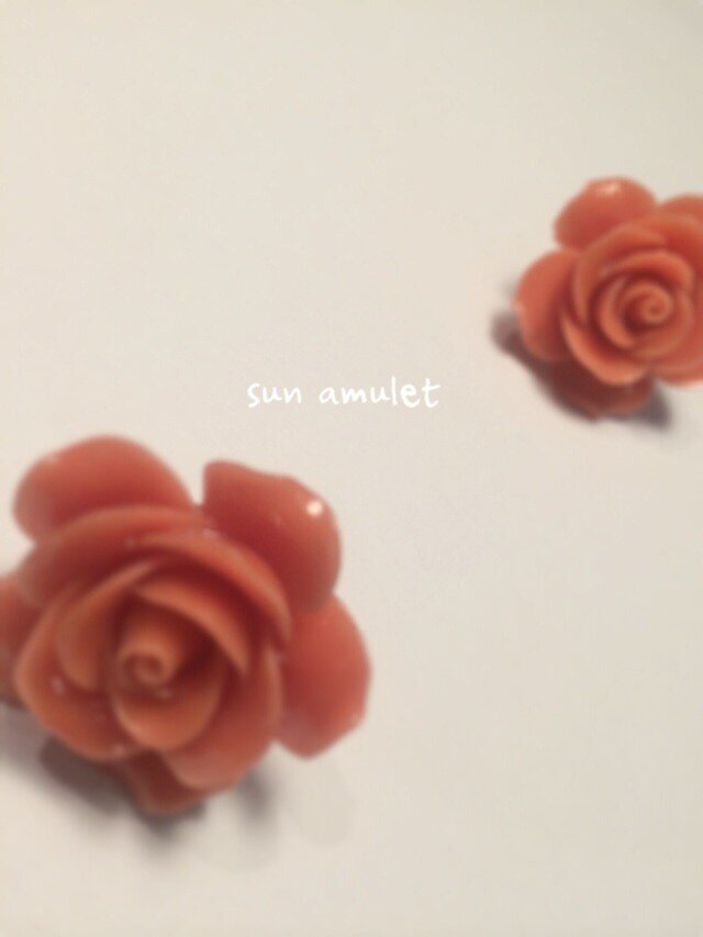 Rose ピアスの画像1枚目