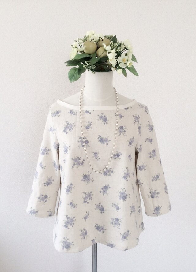 FLORAL PRINT TOP (LILAC)の画像1枚目